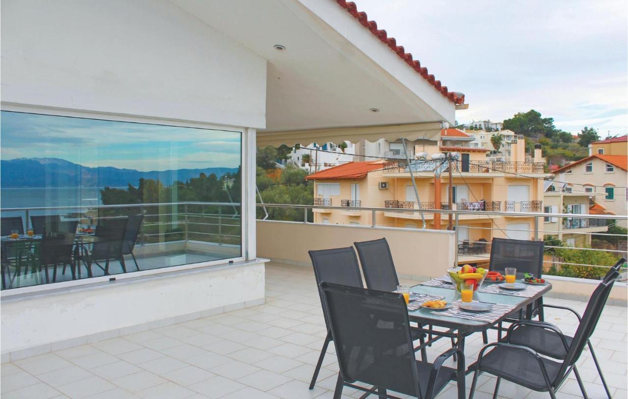 Amazing Home In Chalkida With Wifi Eksteriør billede